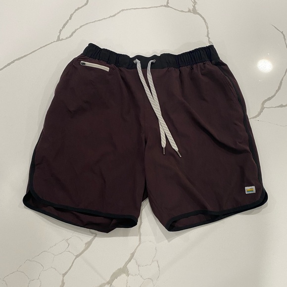 Vuori Other - Vuori oxblood shorts